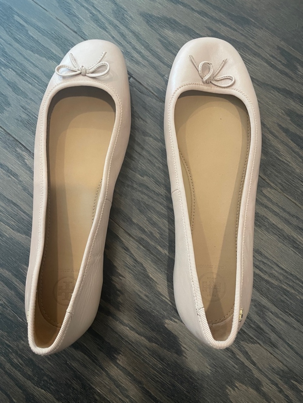 Tory Burch Pale Pink Leather Ballet Flats with Bow Trim